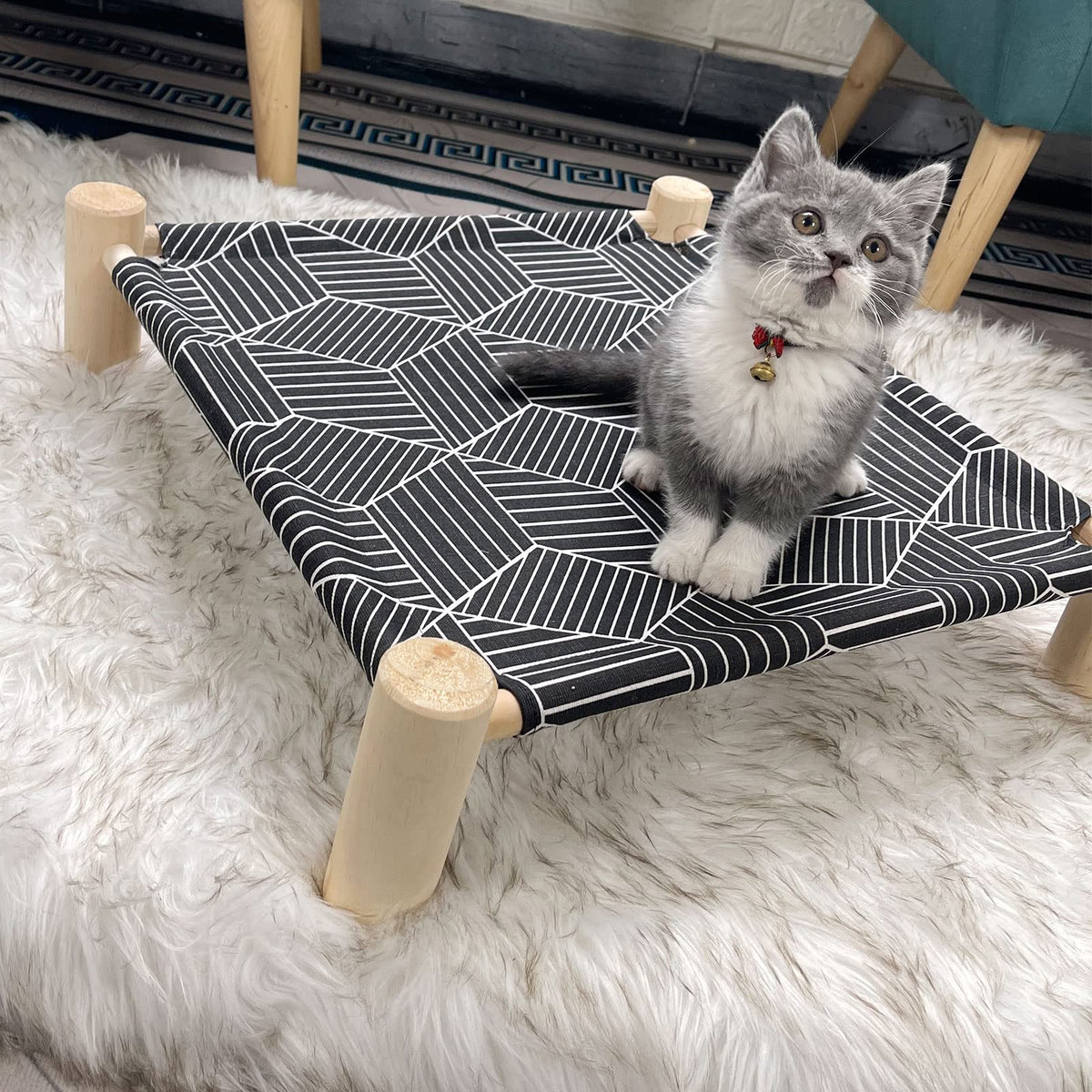 Wooden Elevated Cat Bed U2625