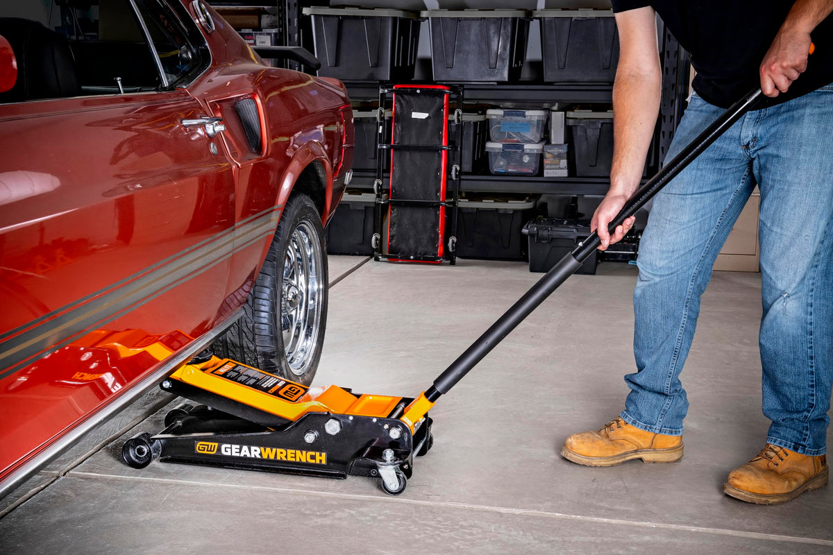 3.5 Ton Low Profile Floor Jack A546