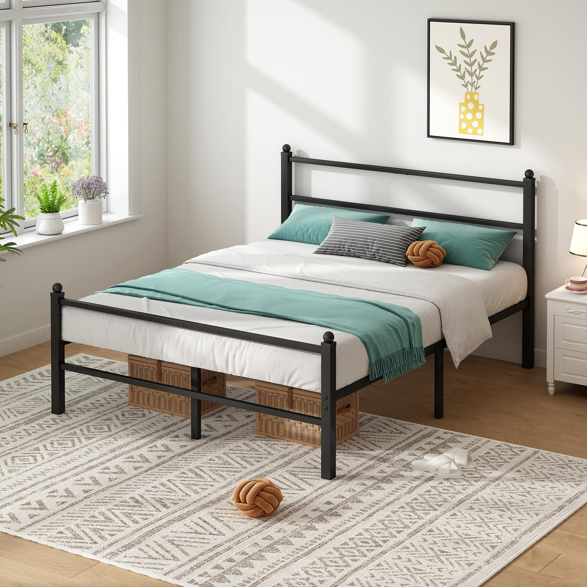 Black Full Size Bed Frame Y32315