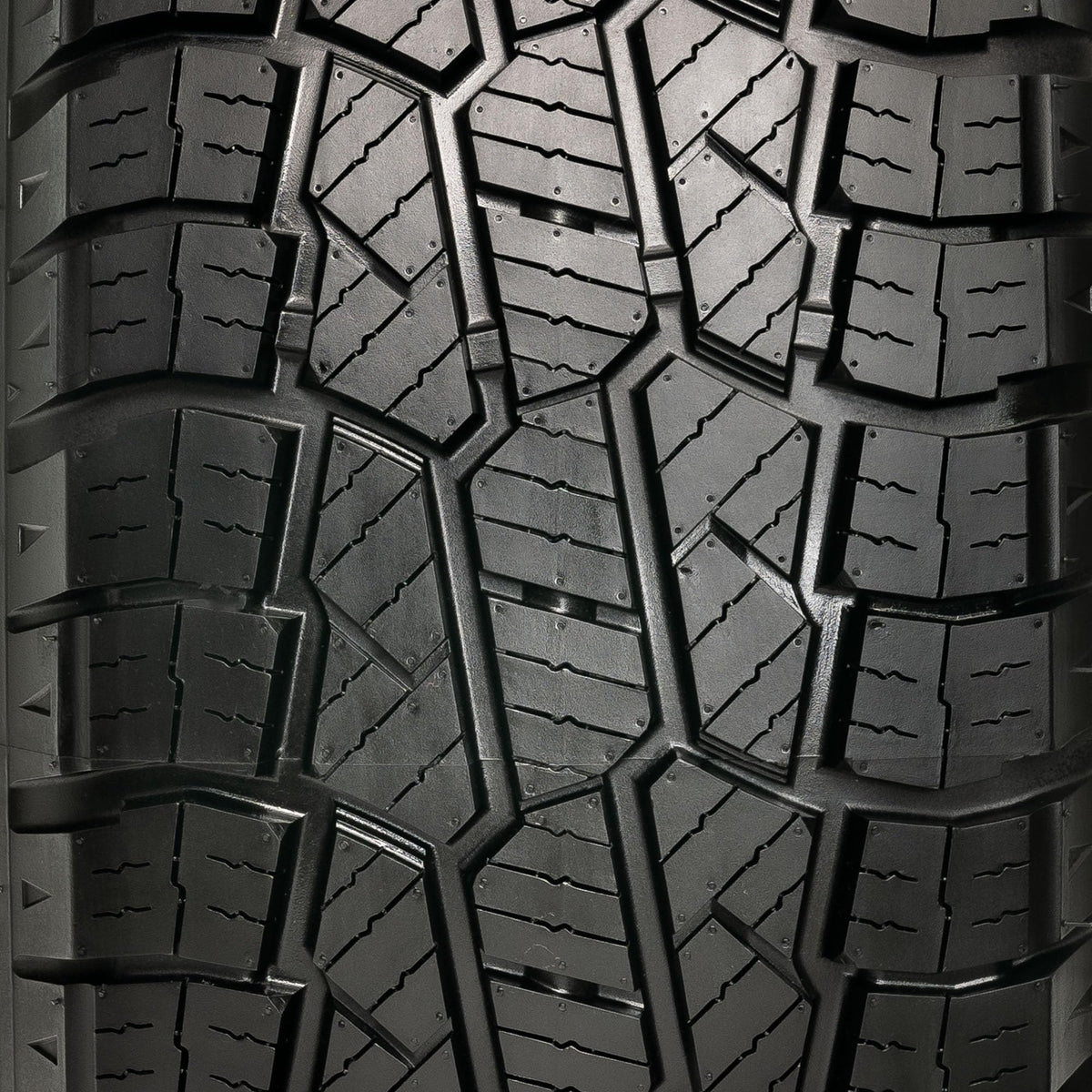 All-Terrain Off-Road Radial Tire 275/60R20 115T M8066